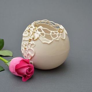 porcelain and gold sculptural vase by carys boyle ceramics