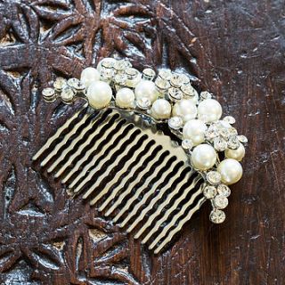 gia crystal and pearl hair comb by anusha