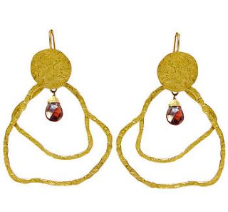 twin hoop earrings w. semi precious stone by azuni