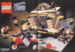LEGO Studios Explosion Studio, 232 Pieces, 1352 Toys & Games