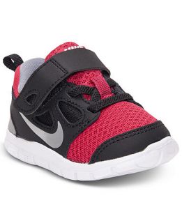 Nike Kids Shoes, Boys Free Run 5 Running Sneakers from Finish Line   Kids Finish Line Athletic Shoes