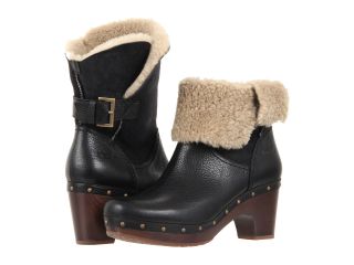 UGG Amoret Black Leather