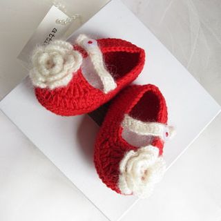 hand crochet little red shoes by attic