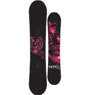 Nitro Nyx Twin Snowboard 153   Women's  Freeride Snowboards  Sports & Outdoors