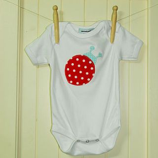 organic appliqué ladybug babygrow by anna&sally