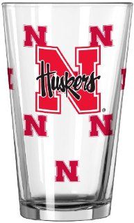 NCAA Nebraska Cornhuskers Officially Licensed 16 Ounce Color Changing Pint Glass  Beer Glasses  Sports & Outdoors
