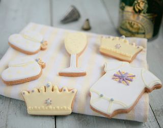 royal baby biscuit gift set by honeywell bakes