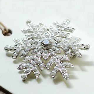 vintage style snowflake brooch by highland angel