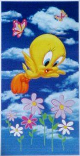 Looney Tunes Tweety Bird Beach Bath Towel  Walk in Clouds Toys & Games