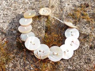 shell button bracelet by daisy dumpling