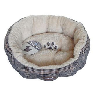 country style dog bed by noah's ark