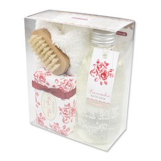 country market lavender and rose pamper pack by bath house