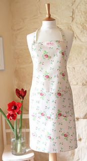 tregeseal rose apron by betty boyns