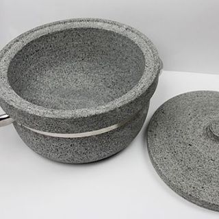 rock pot and lid by black rock grill
