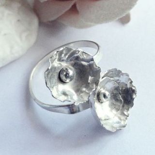 handmade silver daisy ring by joey rose