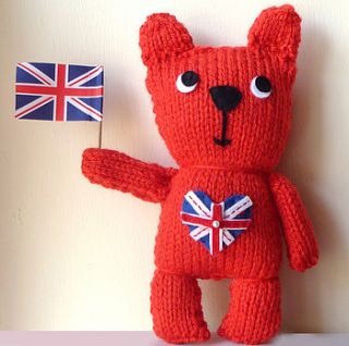 great british teddy bear knit kit by gift horse knit kits