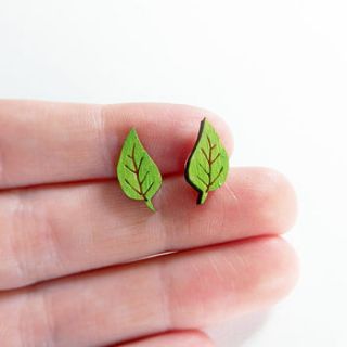leaf earrings by kate rowland illustration
