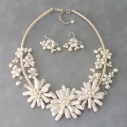 Stick White Pearl Triple Flower Vine Jewelry Set (5 25 mm) (Thailand) Jewelry Sets