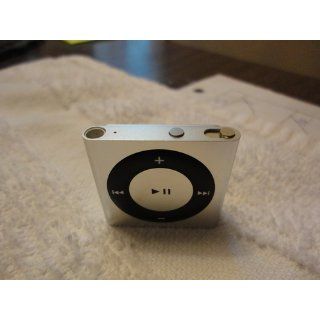 Apple iPod shuffle 2 GB Silver (4th Generation) (Discontinued by Manufacturer)  Players & Accessories