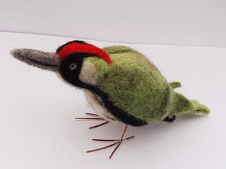 handmade needle felt green woodpecker by feltingforengland