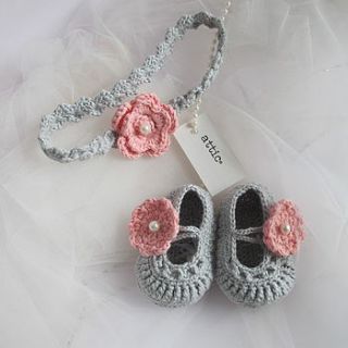 hand crochet baby shoes with headband by attic