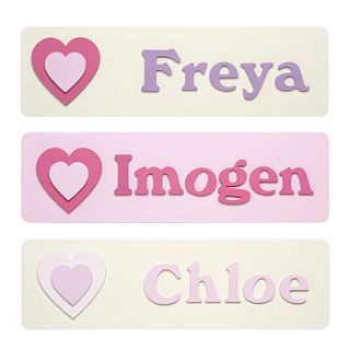 personalised 3d heart name plaque by pitter patter products