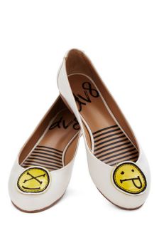 Dolce Vita Icon Do Anything Flat in Smiley  Mod Retro Vintage Flats