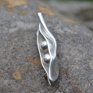 handmade silver two peas in a pod brooch by muriel & lily