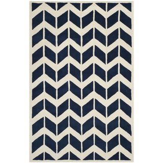 Safavieh Handmade Moroccan Chatham Zigzag pattern Dark Blue/ Ivory Wool Rug (5 X 8)