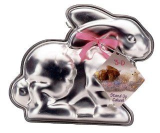 Nordic Ware Easter Bunny 3 D Cake Mold Novelty Cake Pans Kitchen & Dining