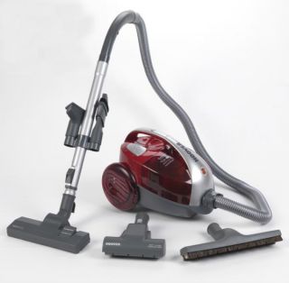 Hoover 2000W Freespace Bagless Cylinder Vacuum Cleaner (Red)      Electronics