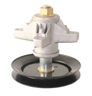 Oregon 82 402 Cub Cadet Spindle for 918 04124A and 618 04124A  Lawn Mower Pulleys  Patio, Lawn & Garden