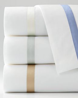 Queen Solid White Fitted Sheet   Matouk