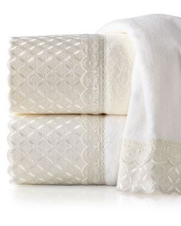 Eyelet Scallop Hand Towel   Avanti Linens