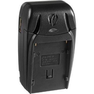 Pearstone Compact AC DC Charger for BP 915, BP 930, BP 945, BP 950G & BP 970G Batteries  Digital Camera Battery Chargers  Camera & Photo