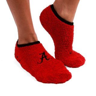 Alabama Crimson Tide Slipper Socks  Sports Fan Socks  Sports & Outdoors