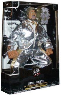 World Wrestling Entertainment WWE Collector Series 1 Super Stars Classic Ring Giants 14 Inch Wrestler Figure   Ted Dibiase " Million Dollar Man " with Silver Suits, Belt and 13 Points of Articulation Toys & Games