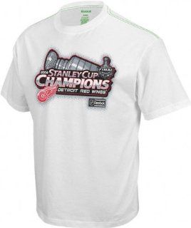 Detroit Red Wings 2009 Stanley Cup Champions Locker Room Organic Youth T Shirt  Athletic T Shirts  Sports & Outdoors