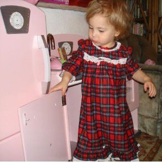 Kidkraft Retro Kitchen and Refrigerator in Pink Toys & Games