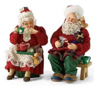 Enesco Department 56 Clothtique Possible Dreams *Kittens & Cocoa* Santa & Mrs. Claus Enjoy Cocoa with Their Kittens  Holiday Figurines  