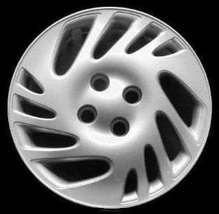 98 99 SATURN SC2 sc 2 WHEEL COVER HUBCAP HUB CAP 15 INCH, 12 SLOT BRIGHT SILVER 15" inch LUGNUT RETAINING CAPS USED (center not included) (1998 98 1999 99) S261223 FWC06010U20 Automotive