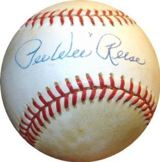 Pee Wee Reese Autographed Ball   Slightly Yellowed)  Sports Related Collectibles  Sports & Outdoors