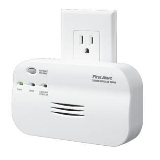 First Alert Carbon Monoxide Alarm, Plug In   Tools   Home Security