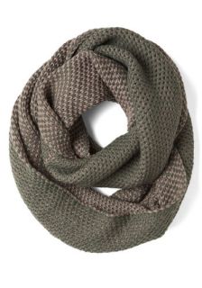 Chill of the Moment Scarf in Green  Mod Retro Vintage Scarves