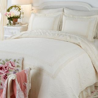 Clever Carriage Home French Crochet 3 piece Quilt Set   7764890