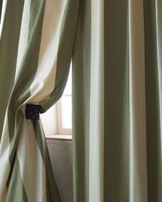 Each Hampton Curtain, 120L