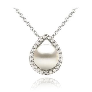 Rocks Silver FW Pearl and Diamond Accent Infinity Necklace (8 mm