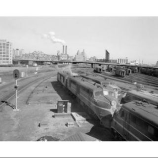 USA, Massachusetts, Boston, View of trains near railway station Poster Print (18 x 24)
