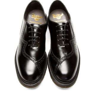 Dr. Martens Black Leathed Twisted Claude Brogues