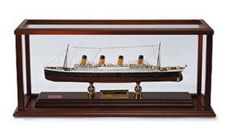 RMS Titanic Signed by Millvina Dean   1/500 Scale   DO NOT USE